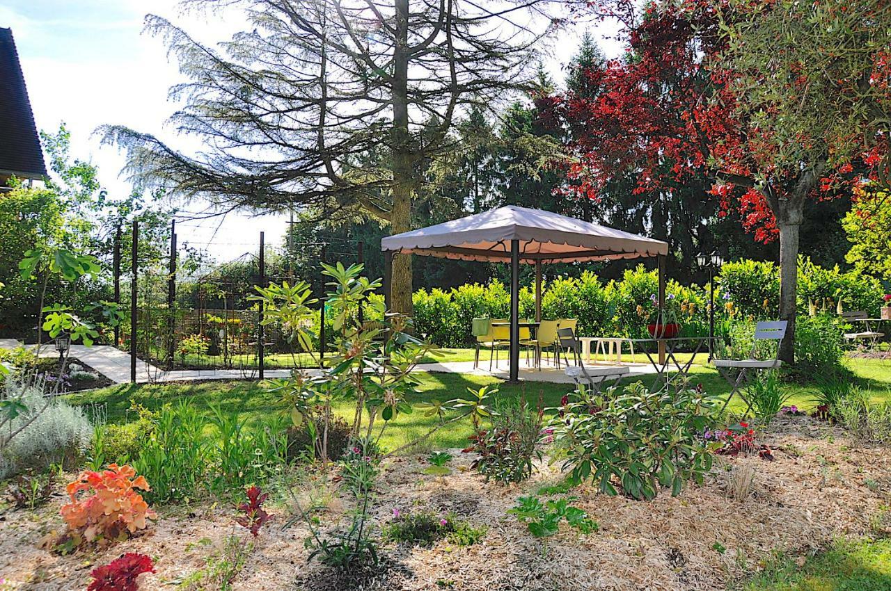 Au Jardin De Lisa Cherreau Exterior foto